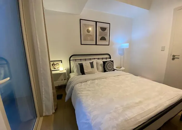Park Mckinley West 1br Balcony Near Bgc Makati Airport * Manila