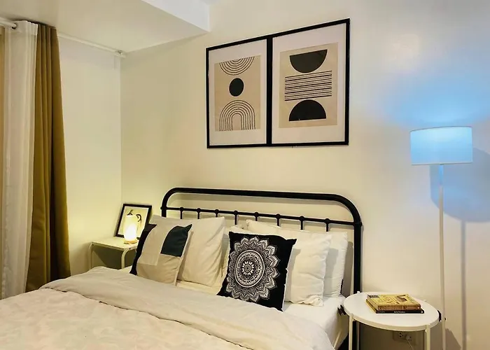 Park Mckinley West 1br Balcony Near Bgc Makati Airport Apartment *